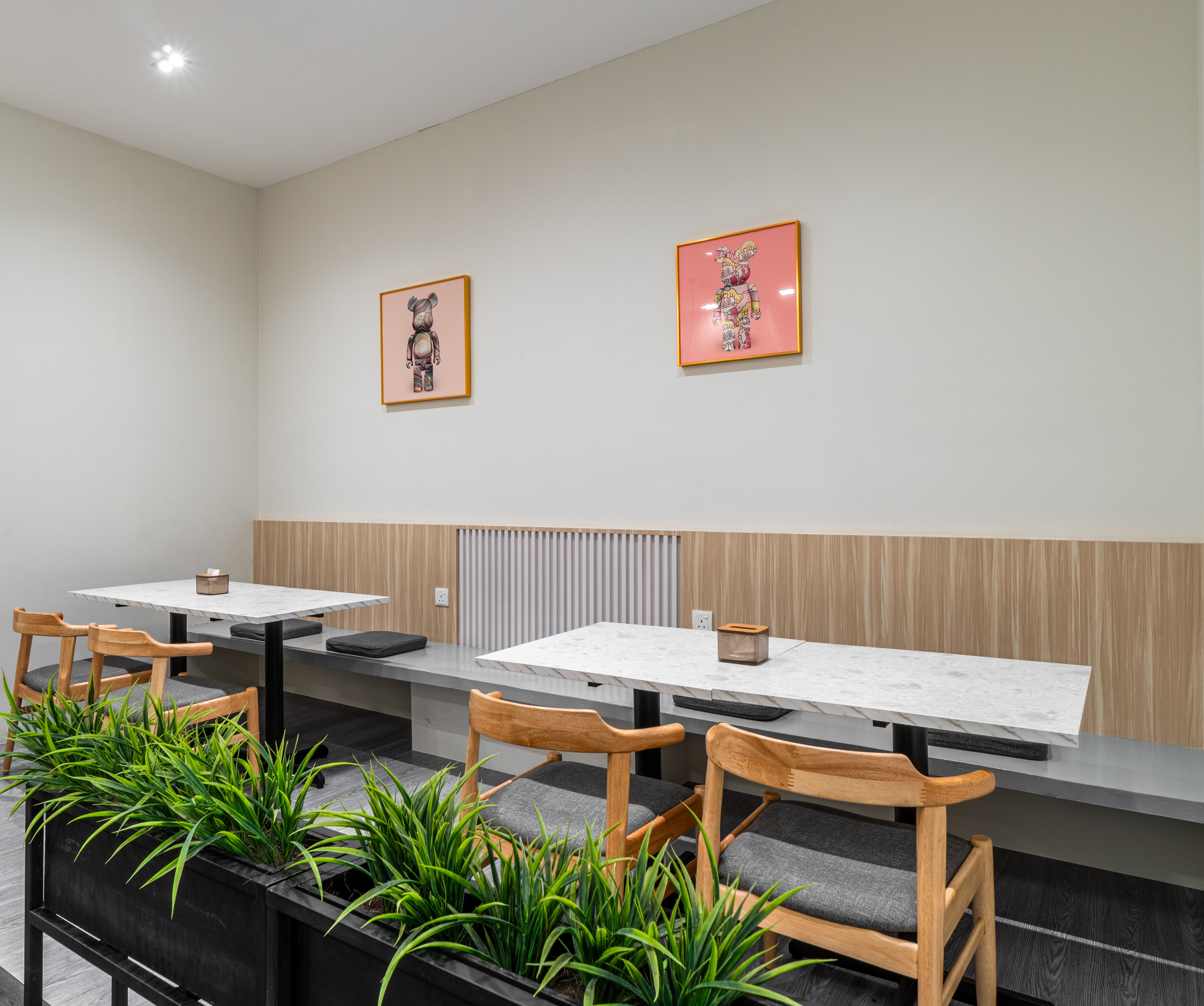Event-ready interior setup